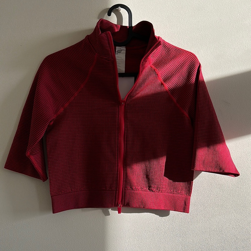 Fabletics cropped zip up “Jenny seamless jacket”